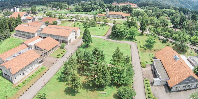 富山国際大学