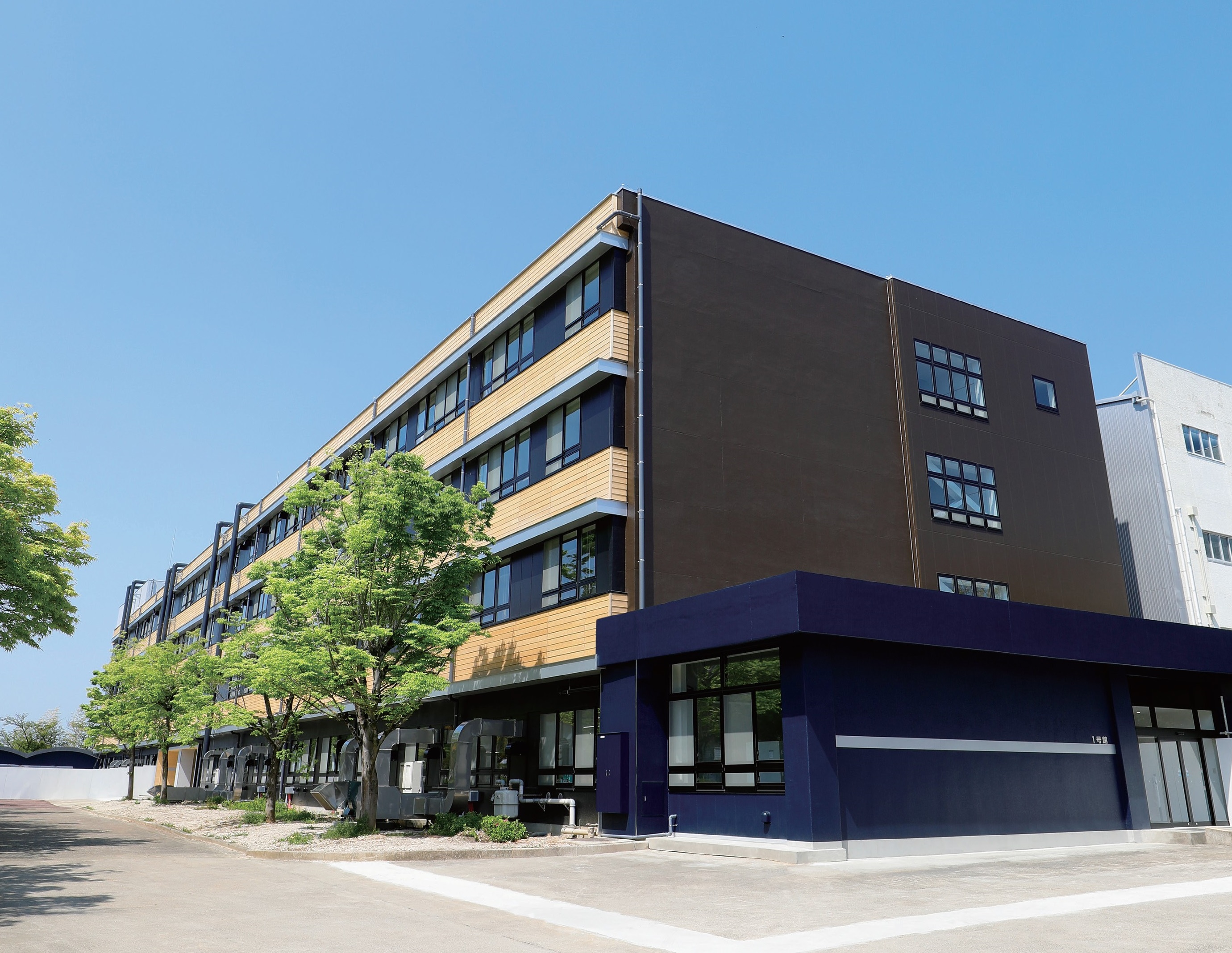 名古屋経済大学