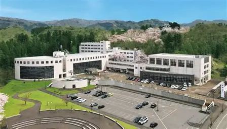 長岡大学