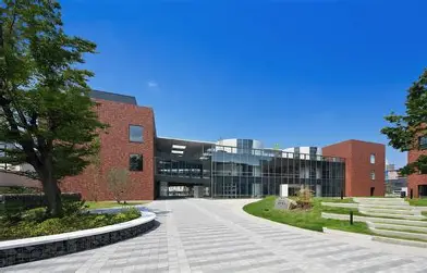 名古屋学院大学