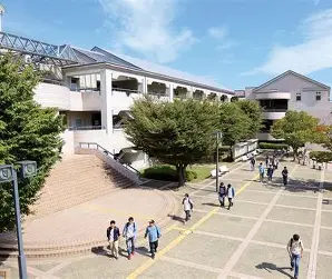奈良大学