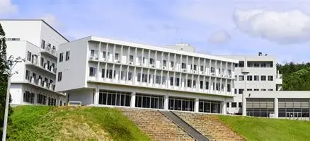 新潟経営大学