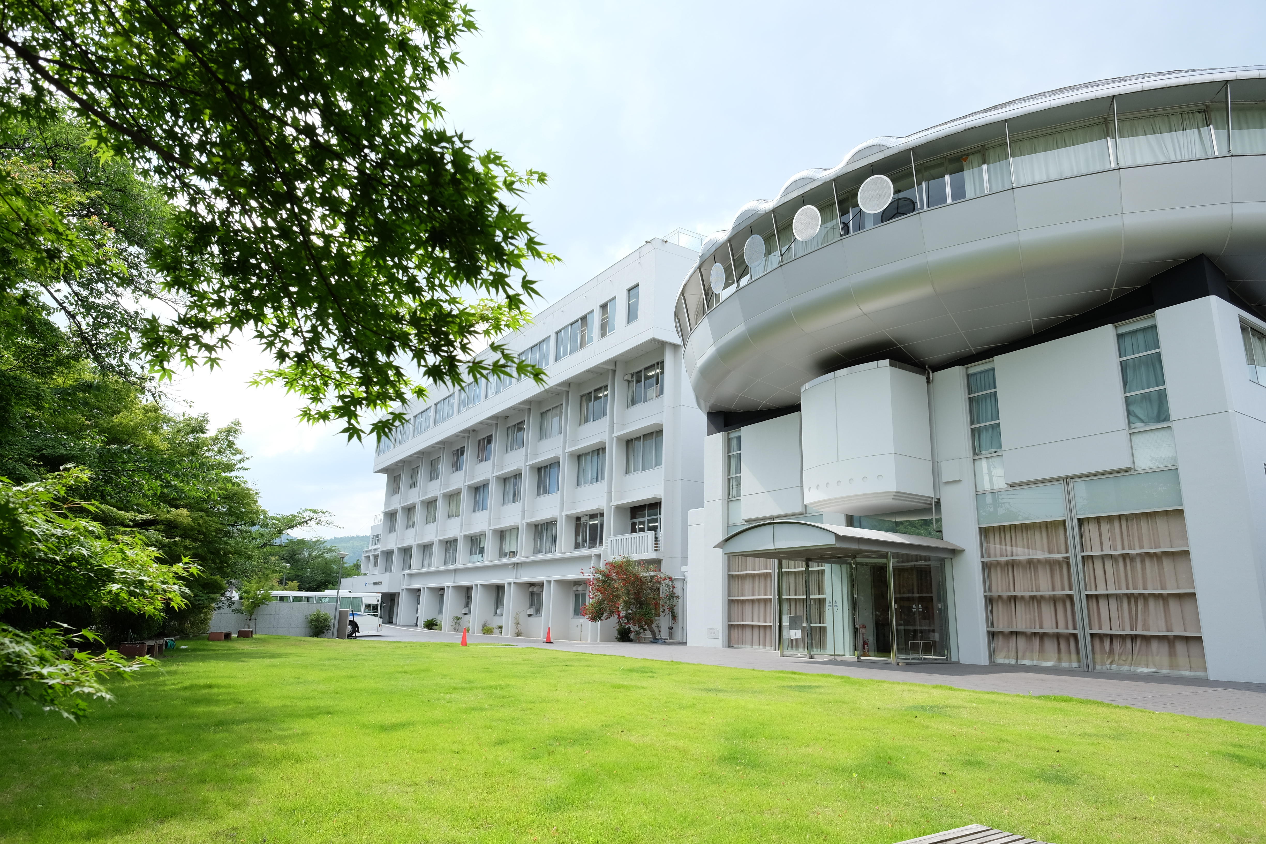 嵯峨美術大学