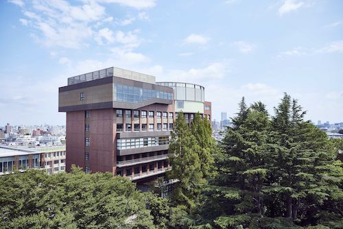 目白大学