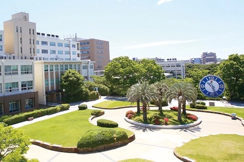 神戸学院大学1